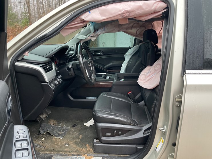 2015-gmc-yukon-slt-image-29