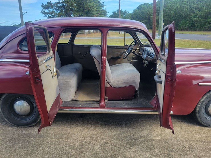 1948-plymouth-special-deluxe-image-47