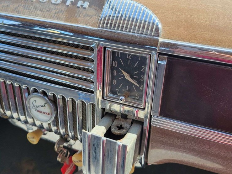 1948-plymouth-special-deluxe-image-76