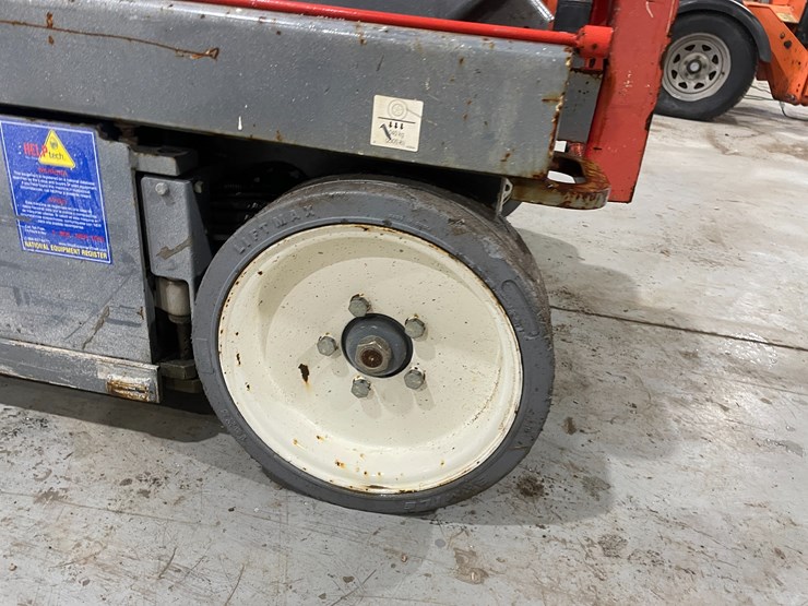 2014-skyjack-sjiii4632-image-9