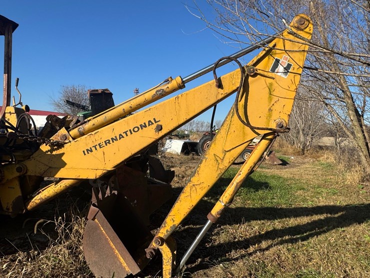 international-a-image-12