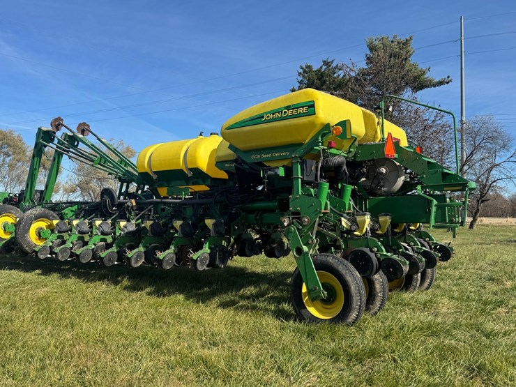 john-deere-1770nt-image-5