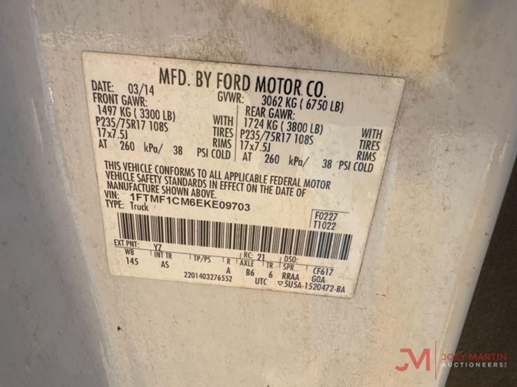 2014-ford-f150-xl-image-19