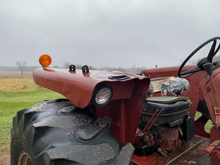 1976-international-686-image-34