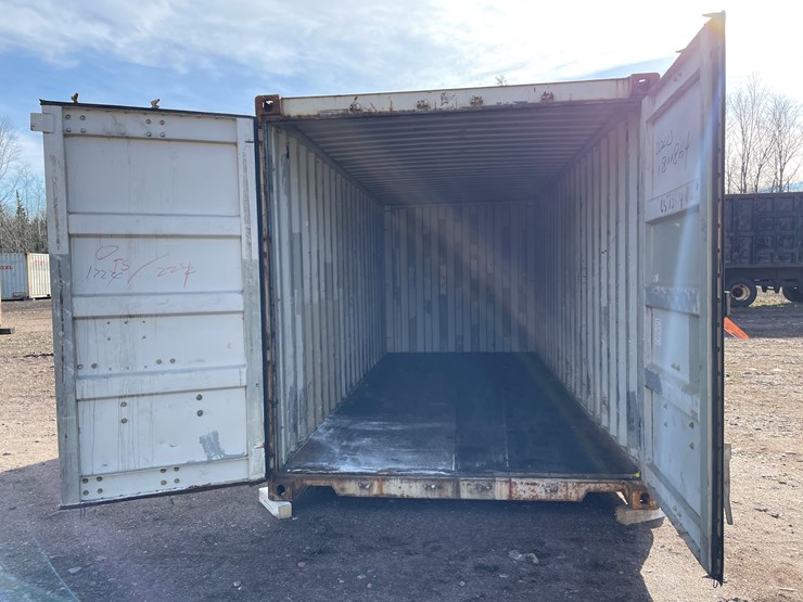 #118-•-20'-standard-height-shipping-container-(marenisco,-mi)-image-17