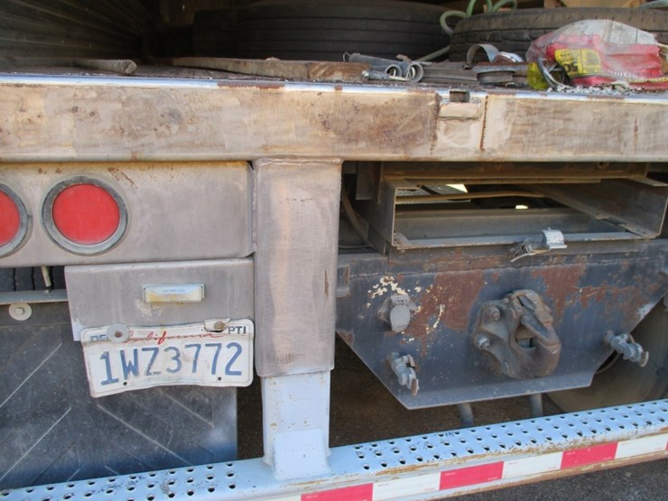 2001-utility-van-image-4