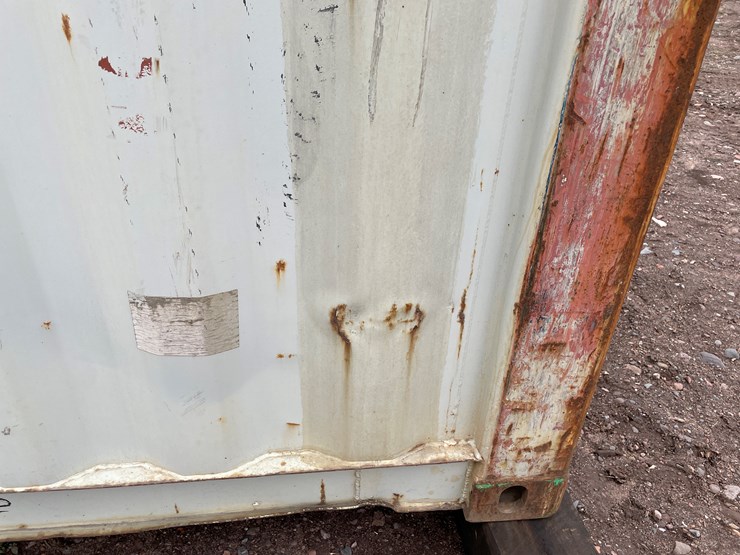 #120-•-20'-standard-height-shipping-container-(marenisco,-mi)-image-11