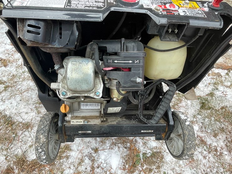 #2709-•-mtd-mp21-snow-blower-(fall-creek,-wi)-image-14