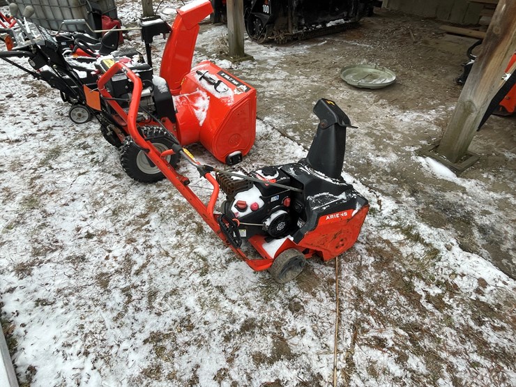 #2707-•-ariens-professional-21-snow-blower-(fall-creek,-wi)-image-5