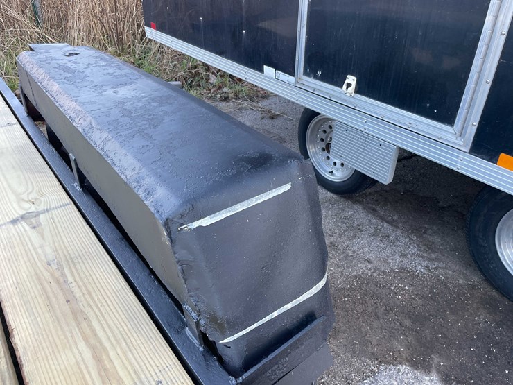 #1394-•-17'-tilt-deck-(no-title)-(of)-image-29