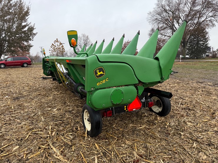 john-deere-608c-image-7