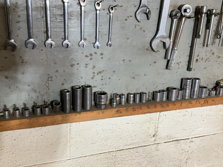 #190-•-hand-tools-on-wall-image-7