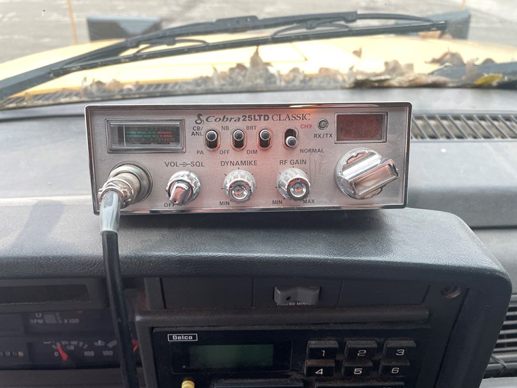 2001-gmc-topkick-image-54