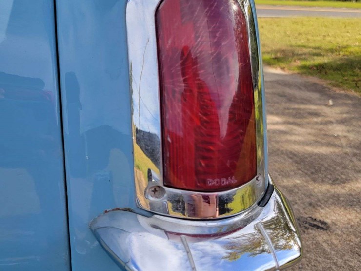 1951-dodge-sedan-image-44