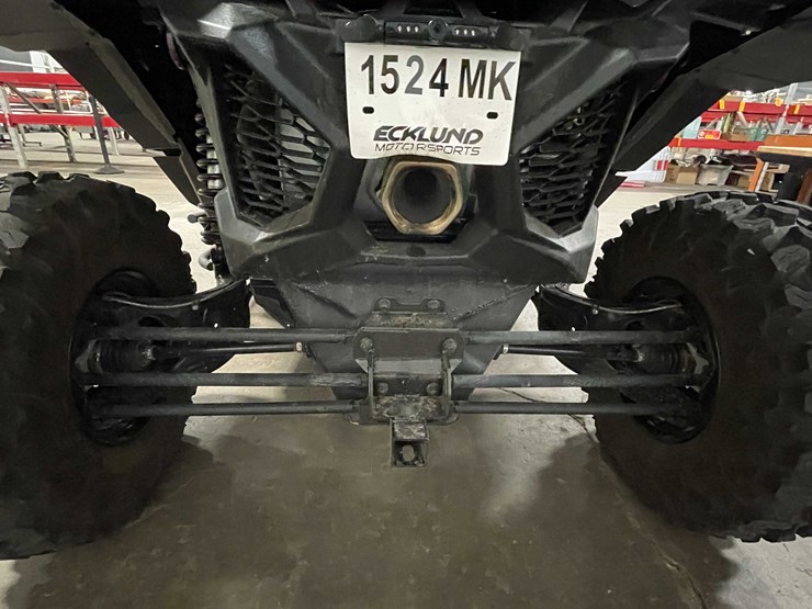 2023-can-am-maverick-x3-image-8