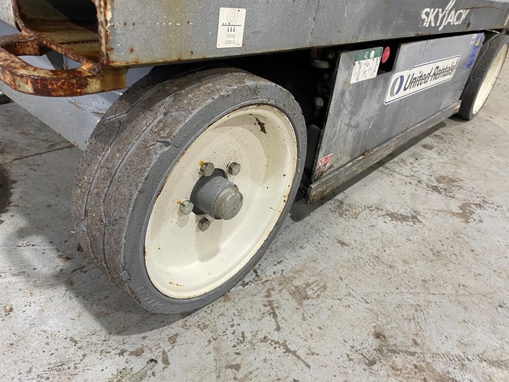 2014-skyjack-sjiii4632-image-11