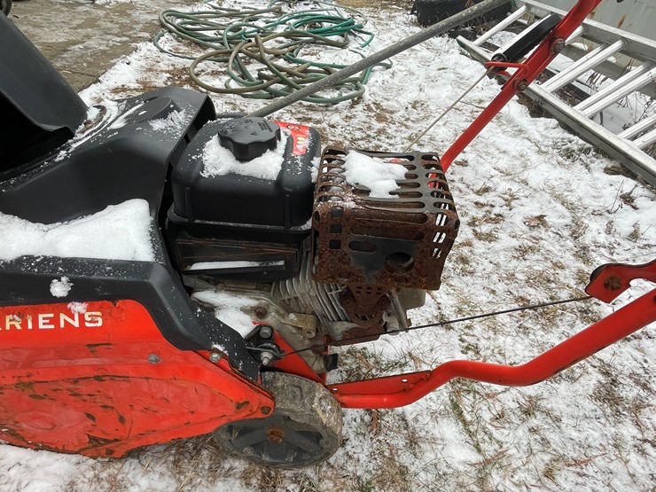 #2707-•-ariens-professional-21-snow-blower-(fall-creek,-wi)-image-16
