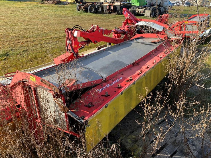 #8000-•-(2)-pottinger-triple-mowers-(colfax,-wi)-image-12