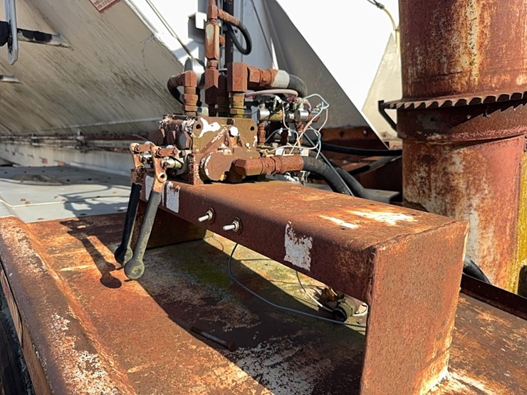 1996-pinson-feed-trailer-image-26