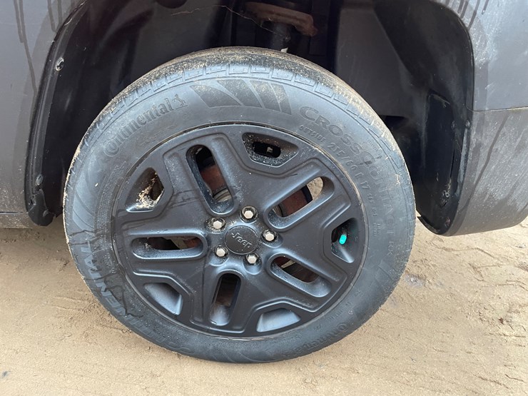 2021-jeep-renegade-image-18