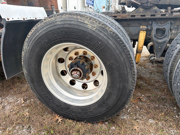 1995-international-8200-image-9