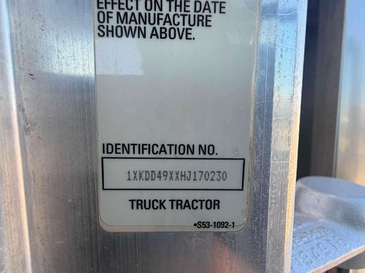 2017-kenworth-t800-image-5