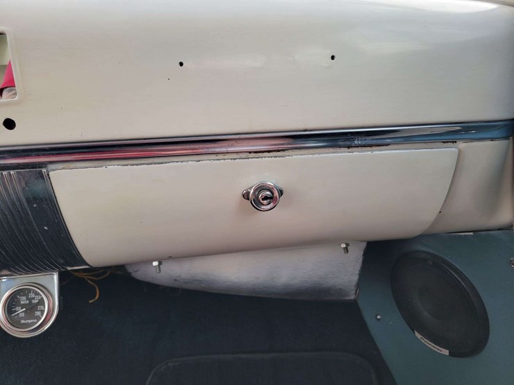 1951-dodge-sedan-image-74