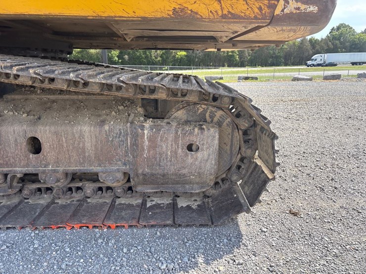 2010-komatsu-pc200-lc-8-image-9