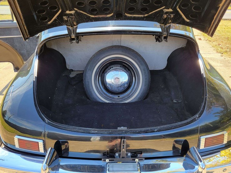 1948-packard-sedan-image-50