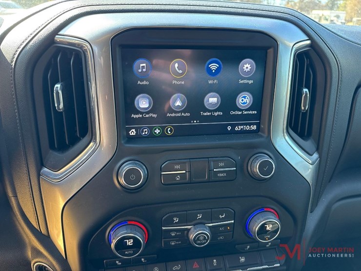 2022-chevrolet-silverado-1500-lt-image-36