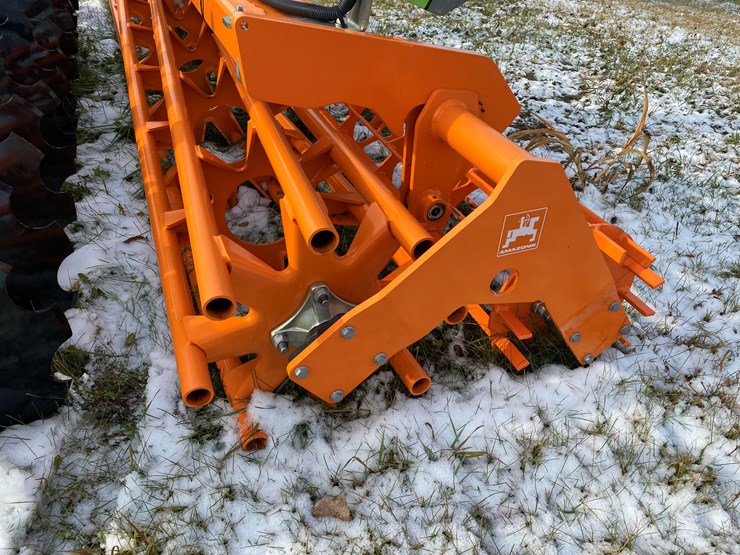 #1146-•-2023-unused-amazone-catros-4003-3-point-compact-disc-(waldo,-wi)-image-25