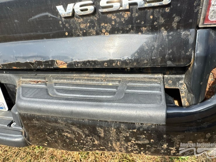 2010-toyota-tacoma-image-8