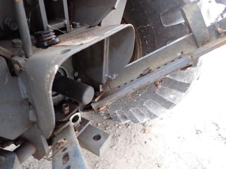 2017-kubota-b2650hsd-image-50