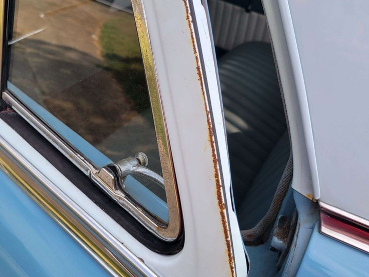 1951-dodge-sedan-image-31