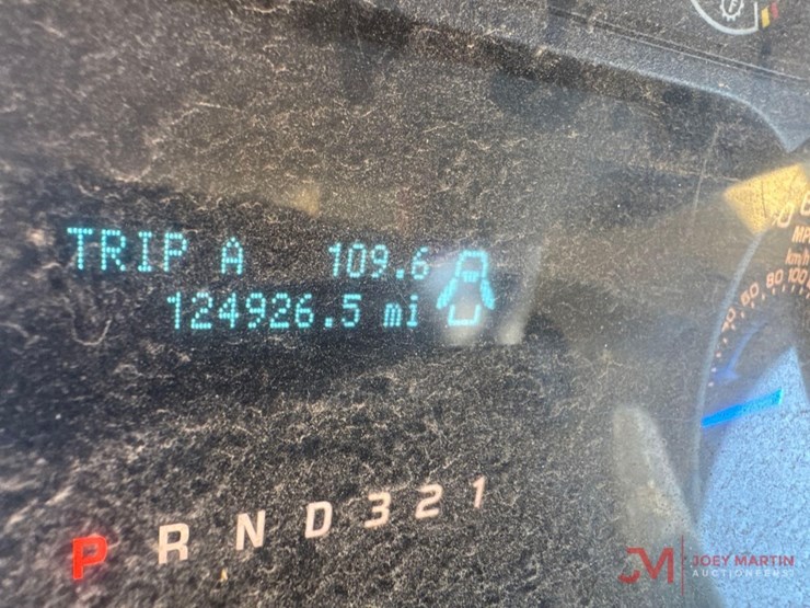 2014-ford-f150-xl-image-18