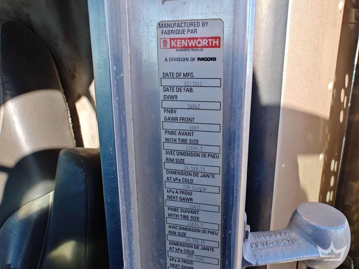 2012-kenworth-t800-image-56