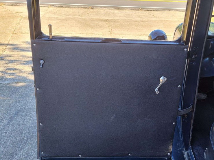 1927-dodge-coupe-image-72