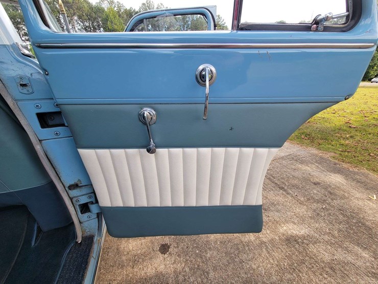 1951-dodge-sedan-image-77