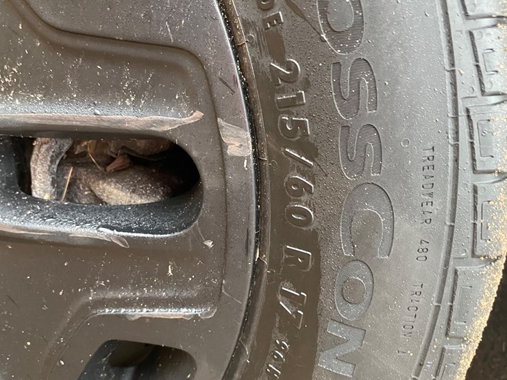 2021-jeep-renegade-image-24