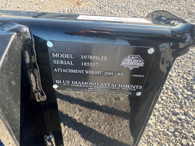 #29799-•-blue-diamond-36"-smooth-bucket-image-4