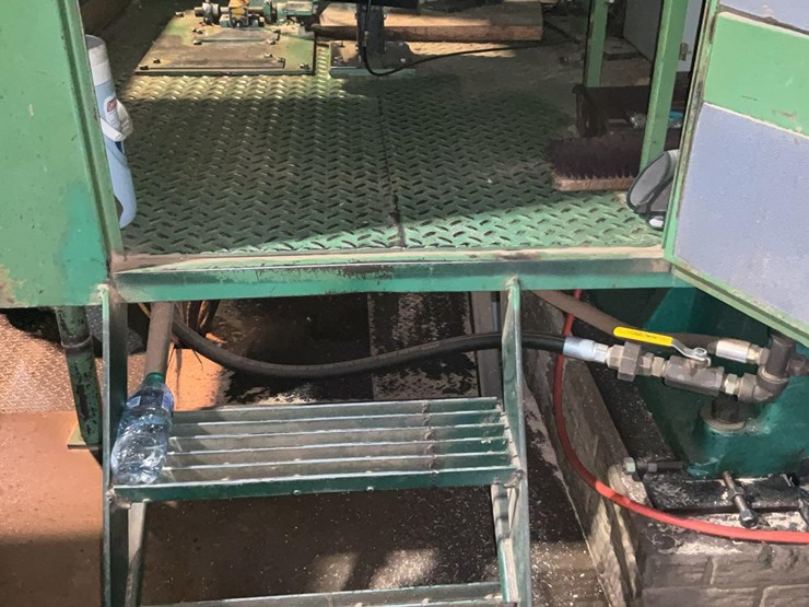 #128-•-hmc-operaters-cab-image-5