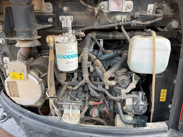 2021-kubota-u55-5-image-30