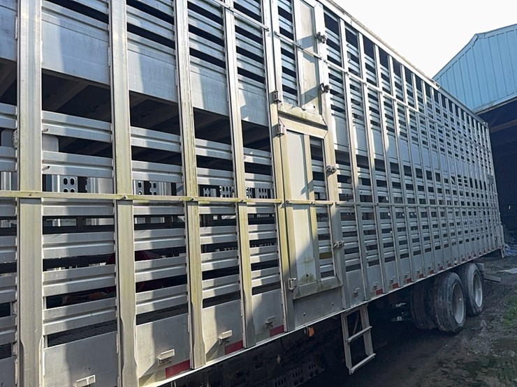 2002-eby-livestock-image-9