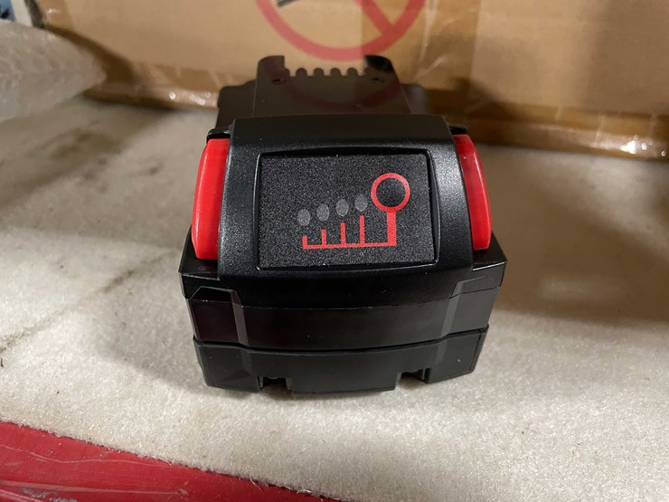 #8717-•-new-milwaukee-compatible-work-light-with-battery-(t14)-image-4