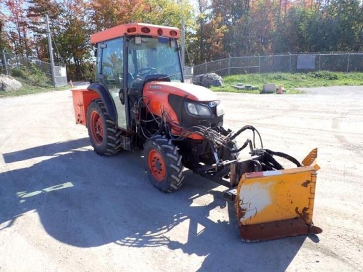 2008-kubota-m7040d-image-3