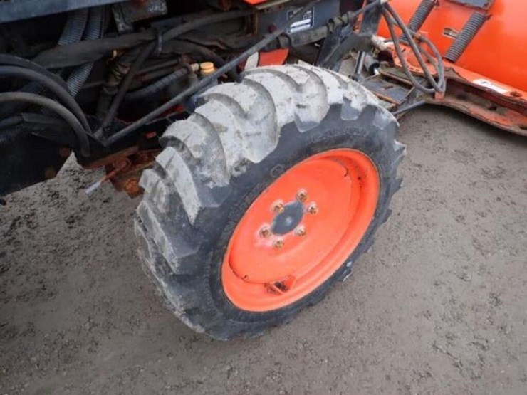 2017-kubota-b2650hsd-image-58