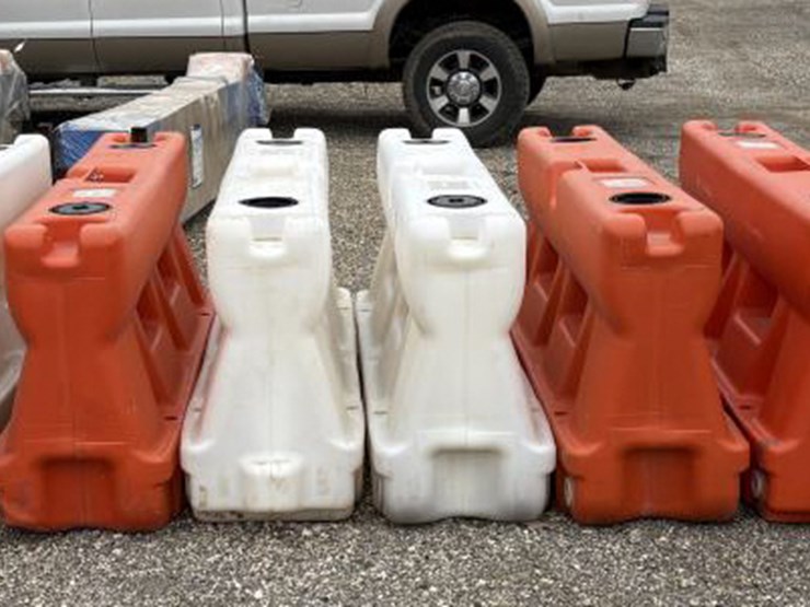 #21-•-(10)-yodack-water-wall-barriers-image-3