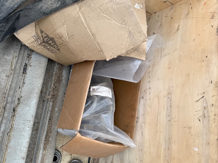 2011-kuhn-merge-maxx-900-image-42