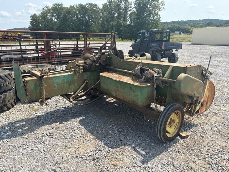 john-deere-24t-image-19