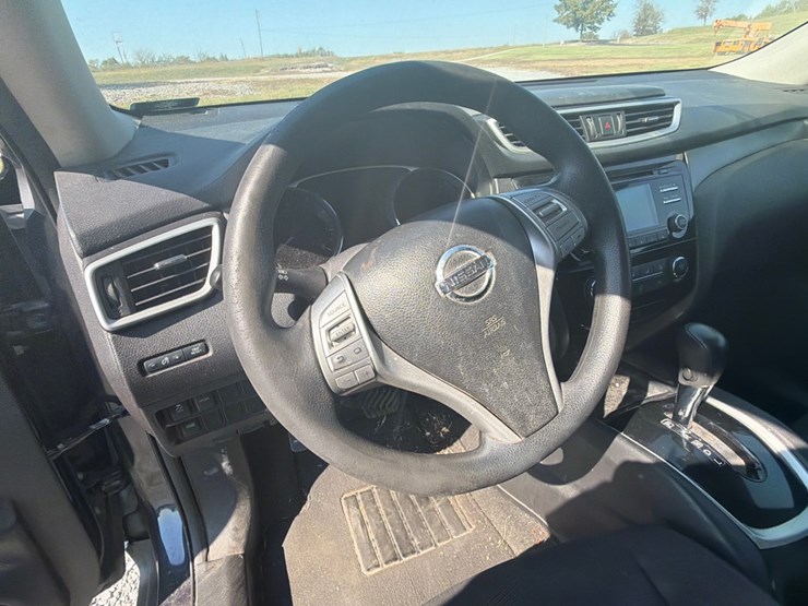 2016-nissan-rogue-image-14